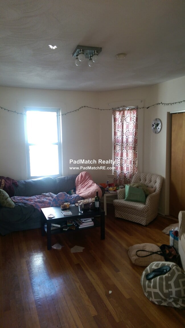 Building Photo - 333 Alewife Brook Pkwy Unit 2