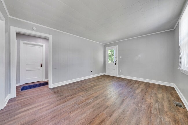 Photo - 1142 Sylvan Ave