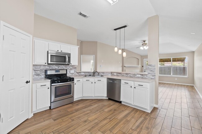 Photo - 227 Mammoth Springs Ln