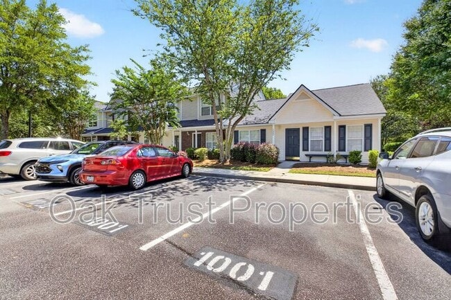 Photo - 1001 Elm Hall Cir