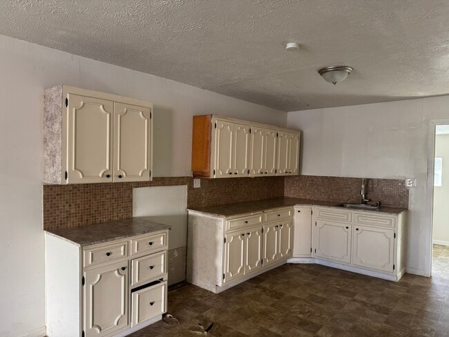 Photo - 724 Searcy Ave