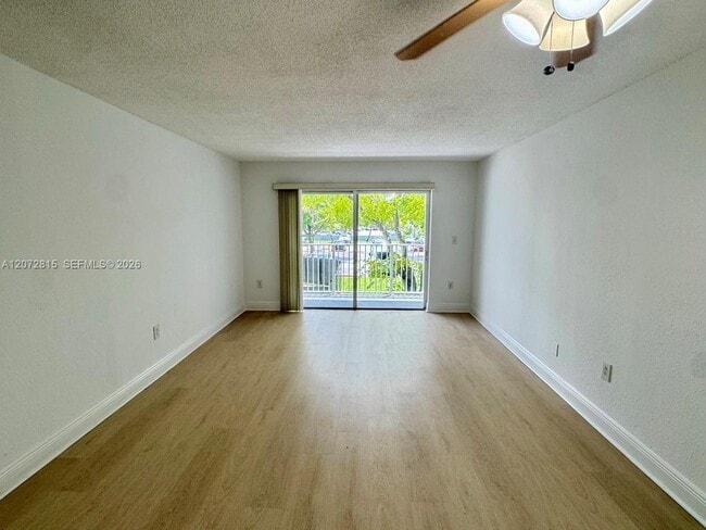 Photo - 4800 NW 79th Ave Unit 203