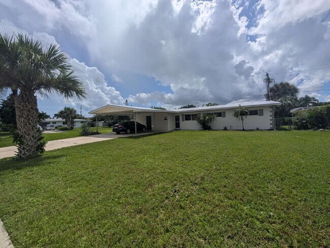 Building Photo - Charming 4-Bedroom Retreat in Prime Melbou... Rental
