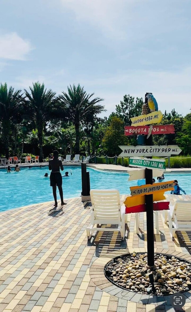 Photo - 646 Longboat Dr