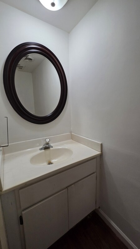 Photo - 1896 Poplar Woods Cir E Unidad #3
