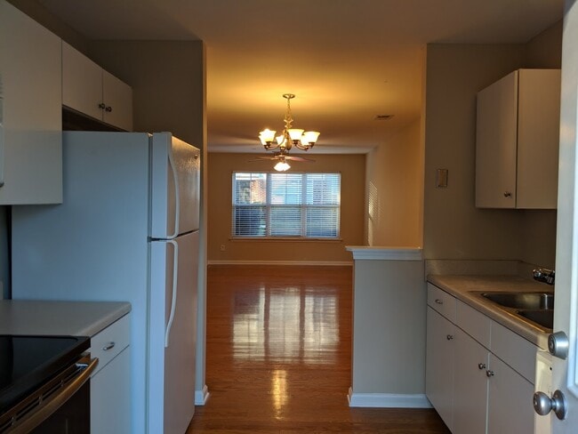 Planta abierta - 3381 Weston St