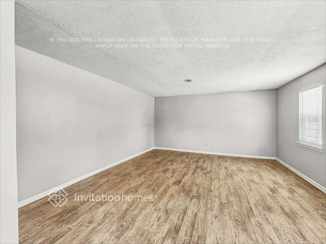 Photo - 2512 Meadowbrook Way