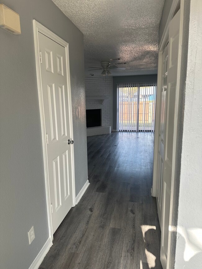 Towne Oaks Townhomes