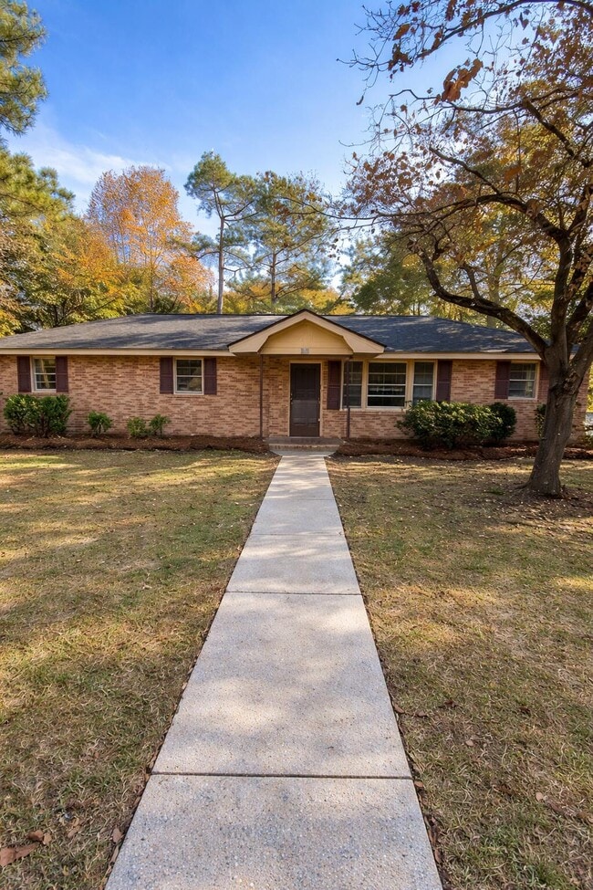 Building Photo - 126 Gayle St