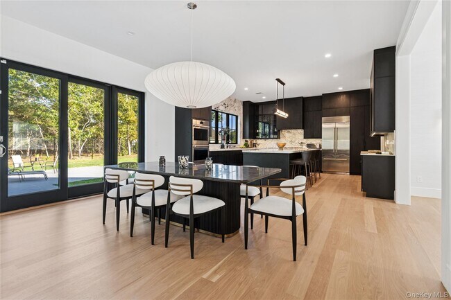 Photo - 4 Margareta Ct