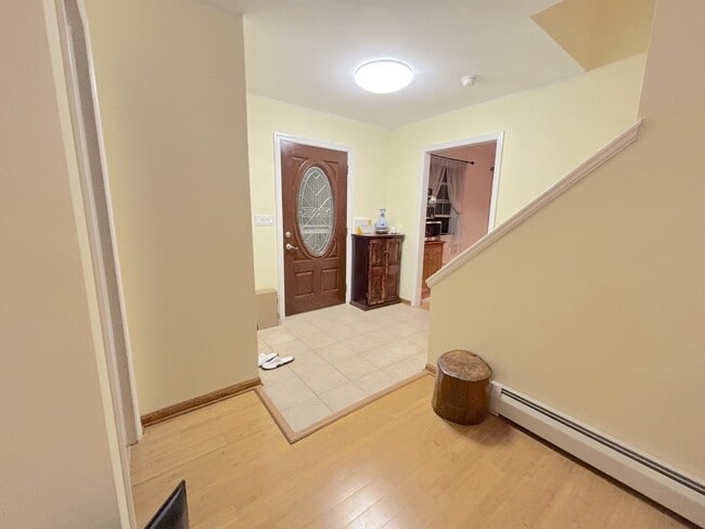 Photo - 296 Birchwood Dr N