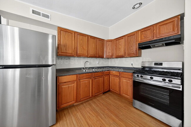 Building Photo - 8310 Sagewood Ln