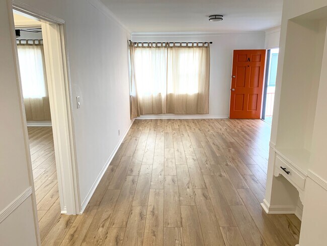 Photo - 4117 W Adams Blvd Unidad 4121 D