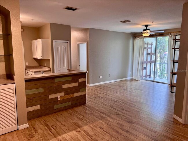Photo - 2615 Maitland Crossing Way Unidad 9201