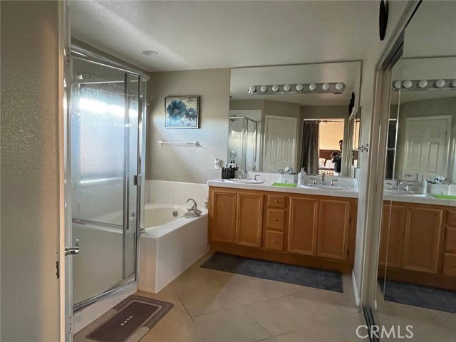 Photo - 24336 Caladium Pl