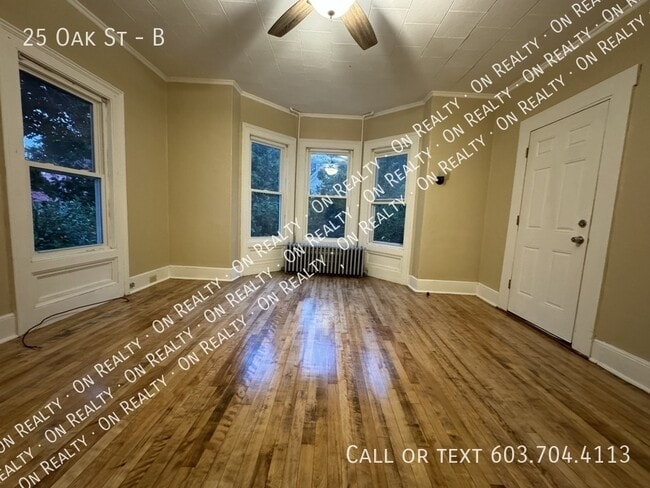 Building Photo - 25 Oak St Unit B