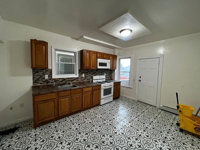 Photo - 207 Kearney St Unit 1
