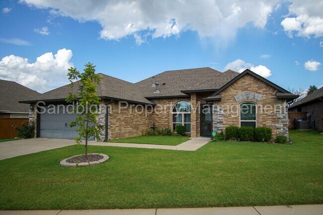 Photo - For Lease | Jenks | Available Now!