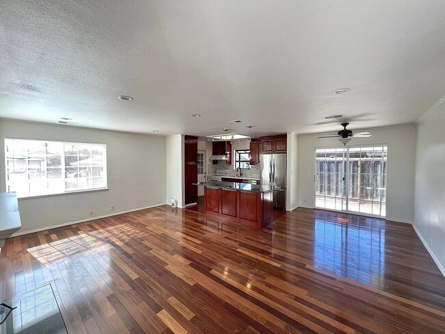 Photo - 3175 Machado Ave