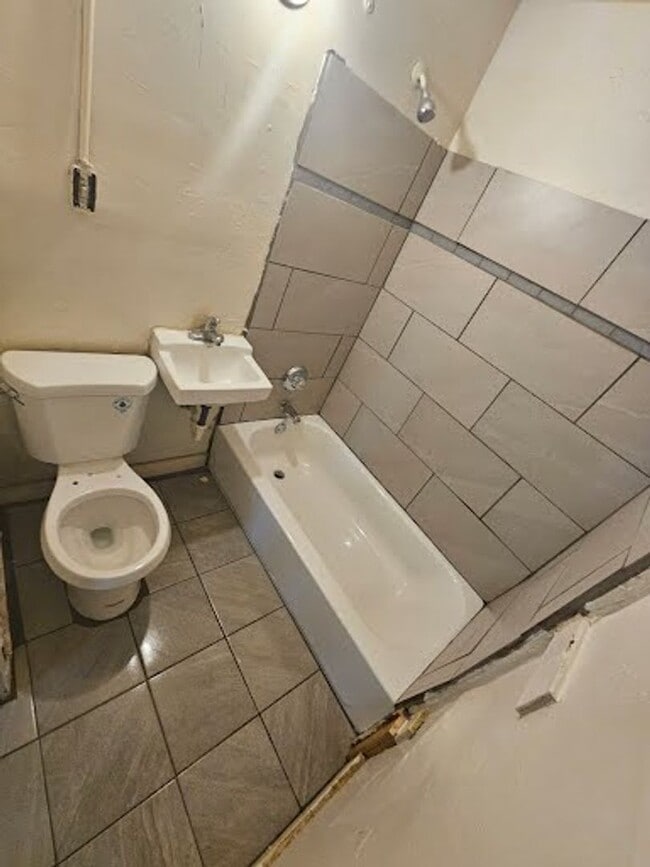 Photo - 2517 W Garfield Ave Unit Lower