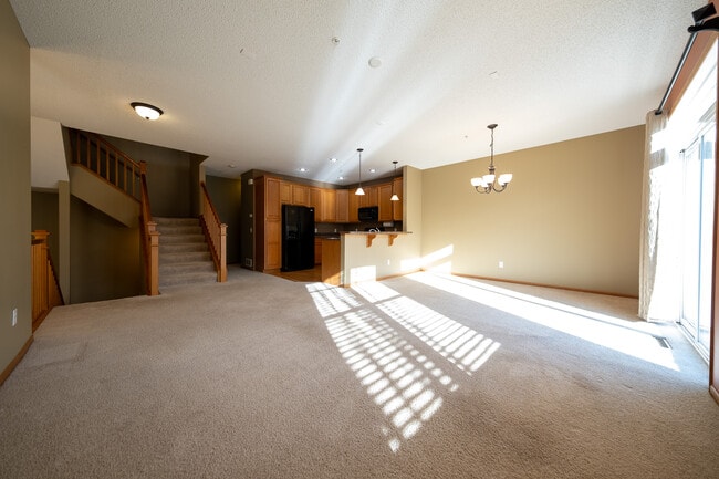 Photo - 3661 Hazel Trail