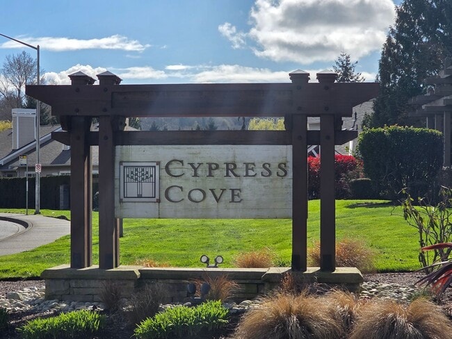Photo - Kent Cypress Cove at the Lakes home - 3 bedroom 2.5 bath with 2 car garage - Available NOW.