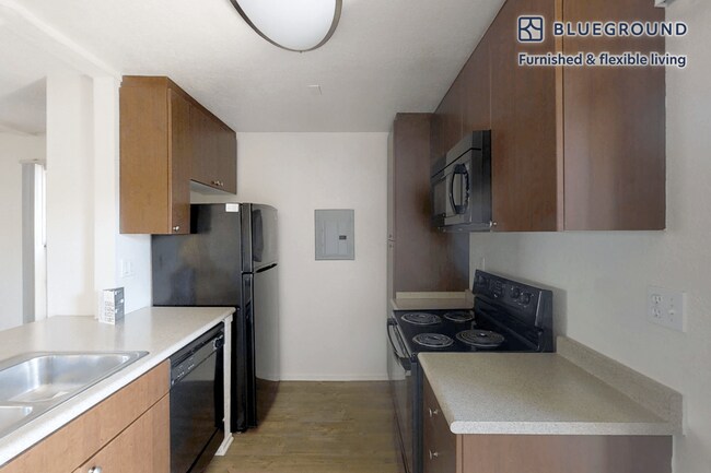 555 Paularino Ave Unit SI FL1-ID12665A