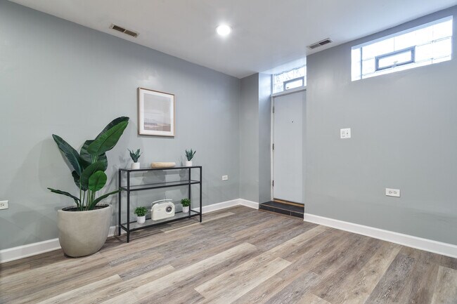 Photo - 3047 N Clybourn Ave Unit G