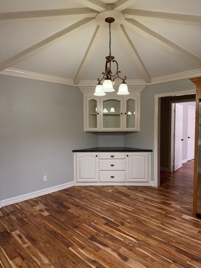 Photo - 4701 N 8th St