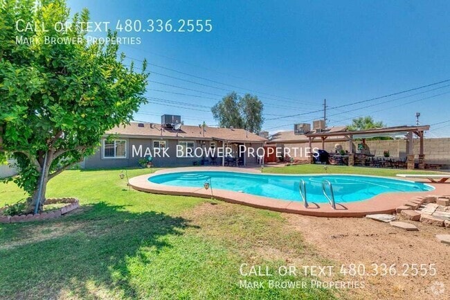 Building Photo - 8117 N 12th St Rental