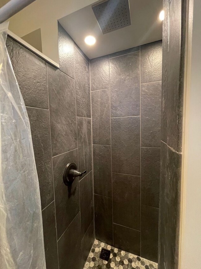 Photo - 1 Bed / 1 Bath at University Court, directly across from UH Manoa. Unit 209