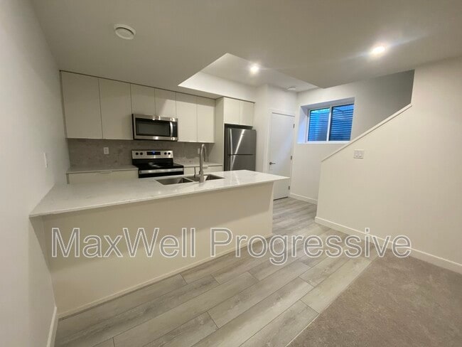 Photo - 10455-10143 Street Unit BSMT