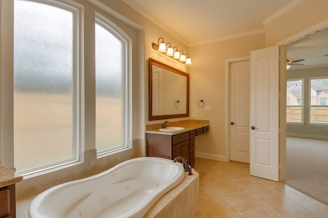 Building Photo - 34131 Mill Creek Way