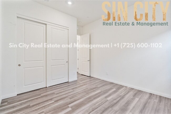 Photo - 11828 Black Canary Ave