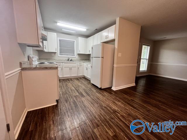 Photo - 144 Angela Dr Unit B