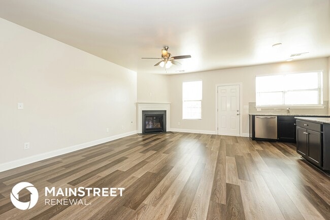 Photo - 1010 Keeneland Dr