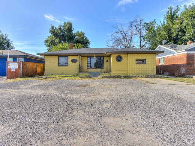 Building Photo - 4308 NW 23rd St Rental