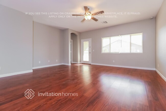 Photo - 12265 W Monroe St