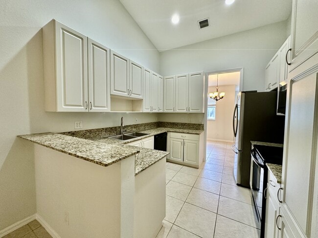 Photo - 1425 Mariposa Cir Unit 202