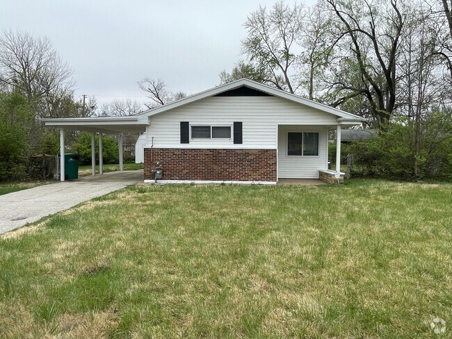 Building Photo - 3 Bedroom Modern Design Home for Rent