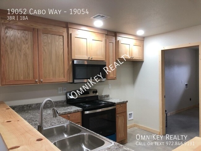 Building Photo - 19052 Cabo Way Unit 19054 Rental