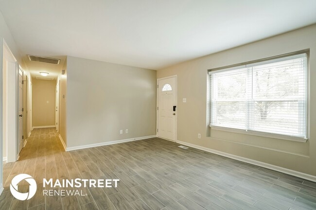 Photo - 401 N Bend Dr