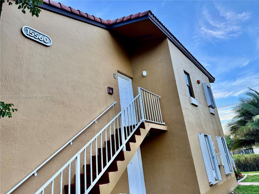 Photo - 15560 SW 80th St