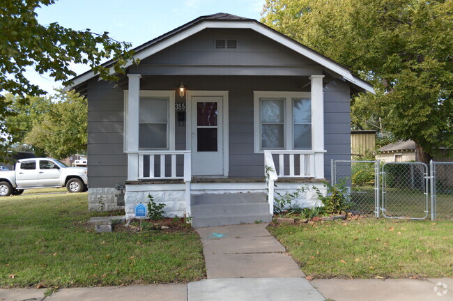 Building Photo - 355 S Greenwood St Rental