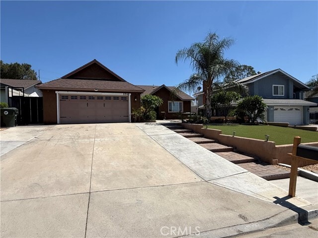 5948 Quiroz Dr