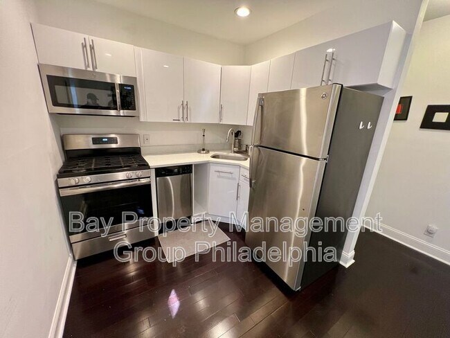 Photo - 1839 N 33rd St Unit 2R