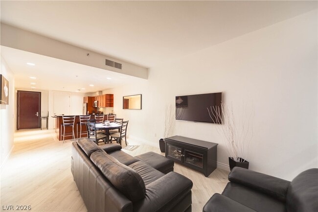 Photo - 4525 Dean Martin Dr Unit 1611