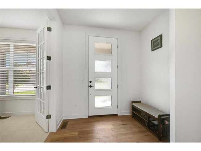 Photo - 10675 40th St N