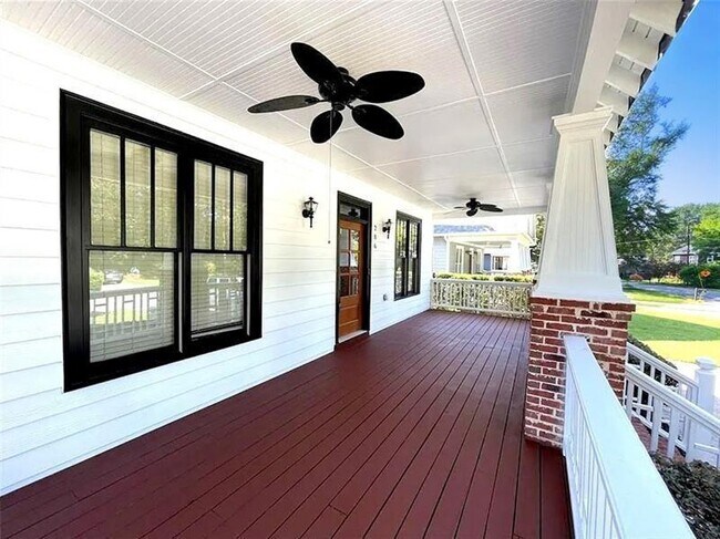 Photo - 286 Morgan Pl SE