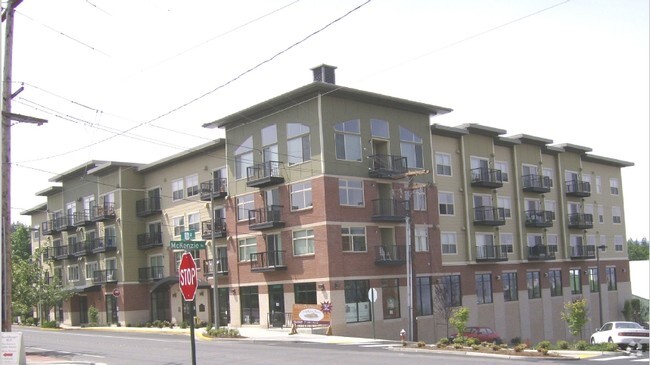 Building Photo - McKenzie Square Apartments